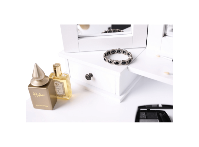 Toaletni stolić Regina